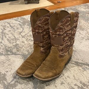 Ariat Brown Camo Men's Boots